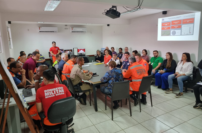 Juiz de Fora - reuniao - gabinete de crise _1_.jpeg