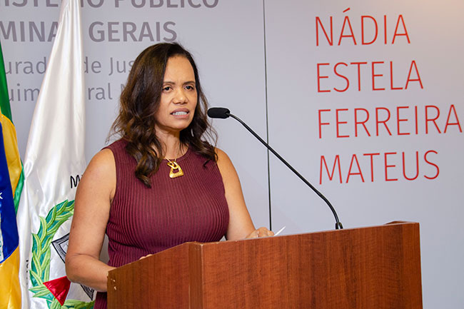 NOTICIA_inaug_foto_memorial_nadia_DSC_9701.jpg.jpeg