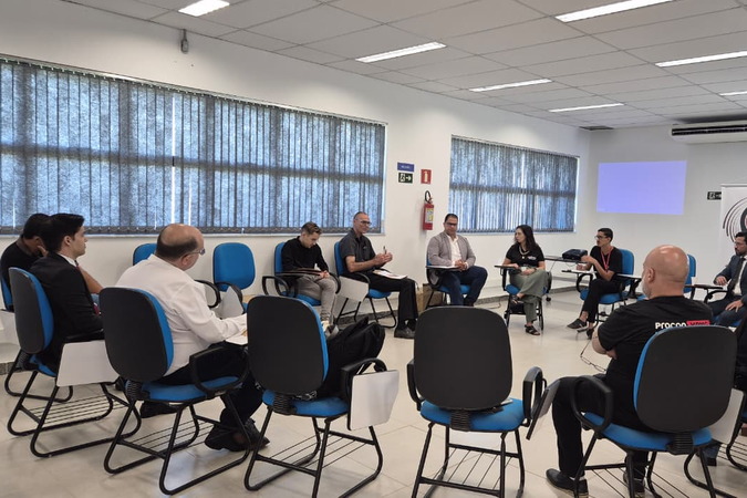 Foto Roda de conversa com o Dr. Luiz.jpg