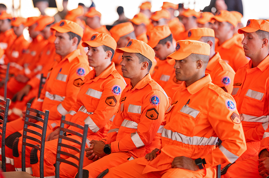 Entrega viaturas CBM Patos de Minas 1.jpg