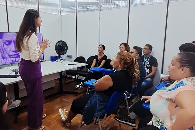 Palestra Hospital Alberto Cavalcanti noticia1.jpg