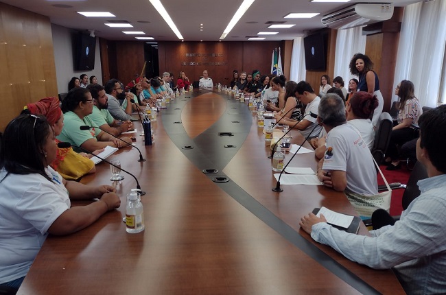 BH - reuniao atingidos 1.jpeg