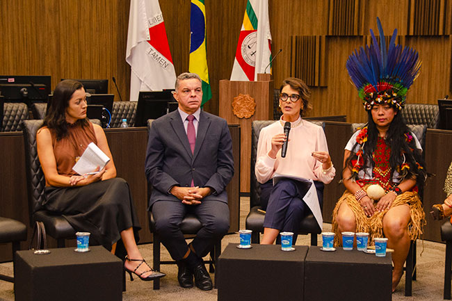 NOTICIA01_roda_conversa_mulheres_indigenas_DSC_9182.jpg.jpeg
