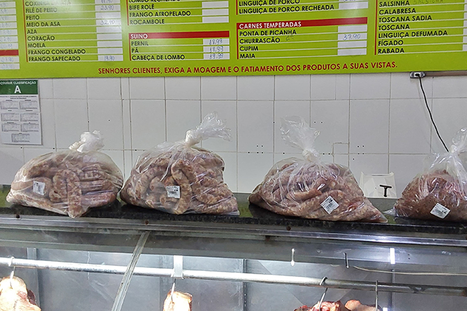 araguari carne impropria noticia.jpg