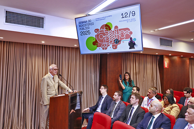 palestra kukina noticia3.jpg
