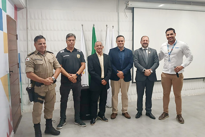 Pedro Leopoldo Amigos da Escola noticia5.jpg