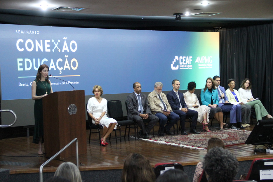 260813-conexao-educacao-1.jpg