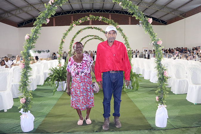 mutirao casamento noticia2.jpg