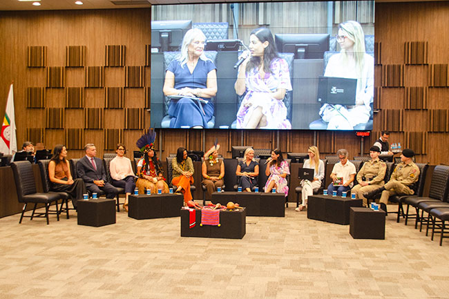 NOTICIA02_roda_conversa_mulheres_indigenas_DSC_9134.jpg.jpeg