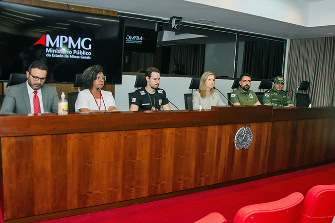 coletiva mercado central noticia 1.jpg