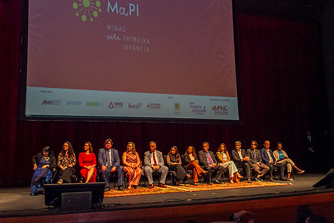 NOTICIA01_lcto_projeto_minas_1a_infanciaEricBezerra_IMG_4801 _1_.jpg