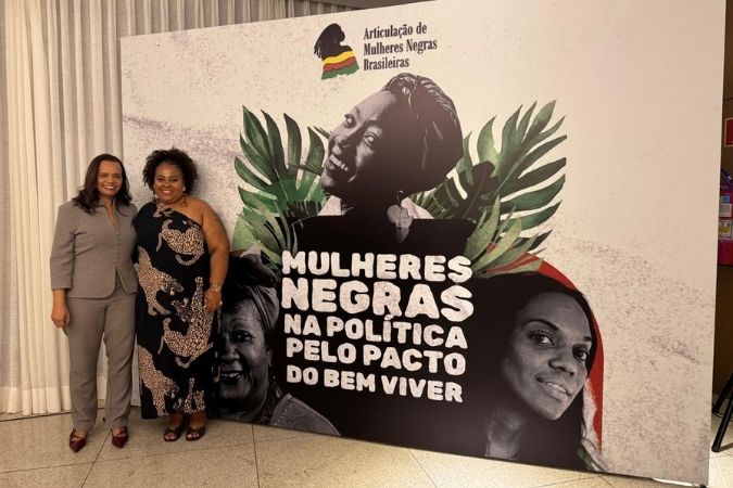 noticia 1 - manifesto mulheres negras na politica.jpg
