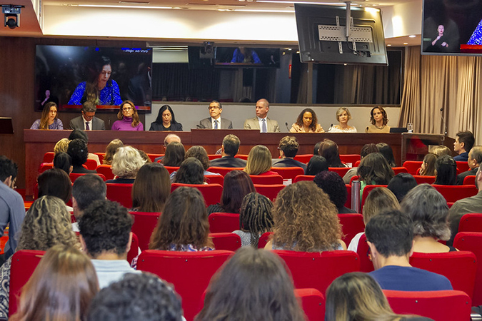 NOTICIA12_seminario_orfandades_feminicidioIMG_6935.jpg