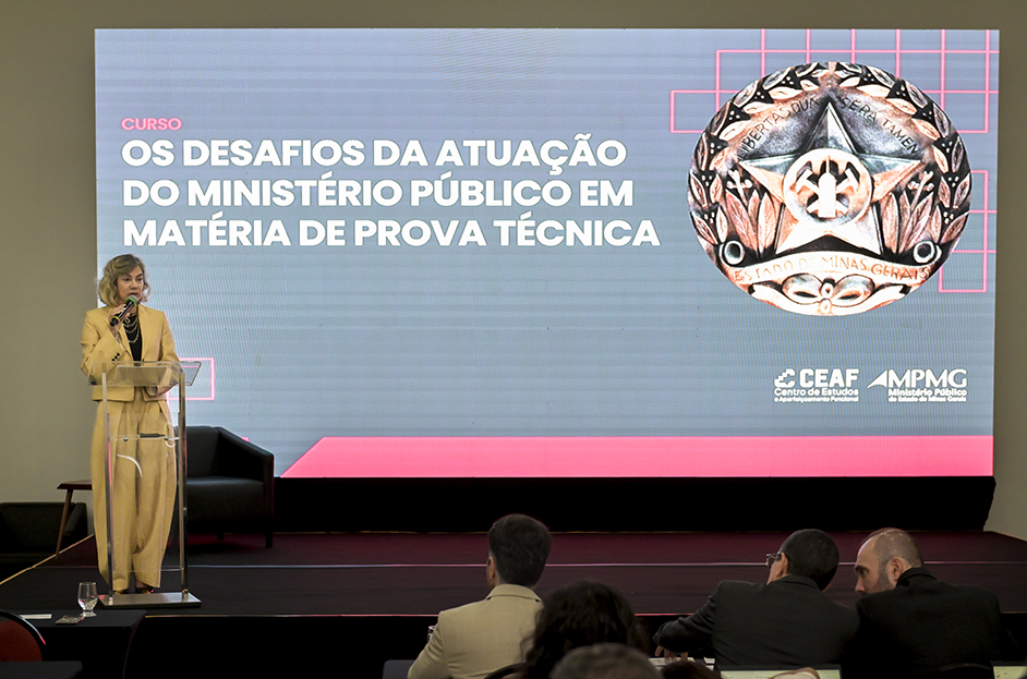 Curso vitaliciamento 61 concurso _2_.jpg