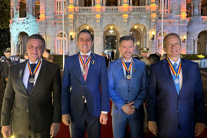 medalha alferes tiradentes noticia1.jpg