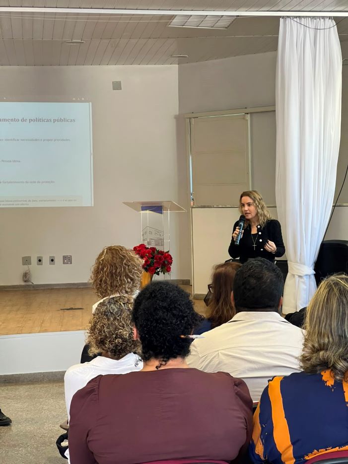 260820 Palestra Erika Matozinhos Diamantina-2.jpg