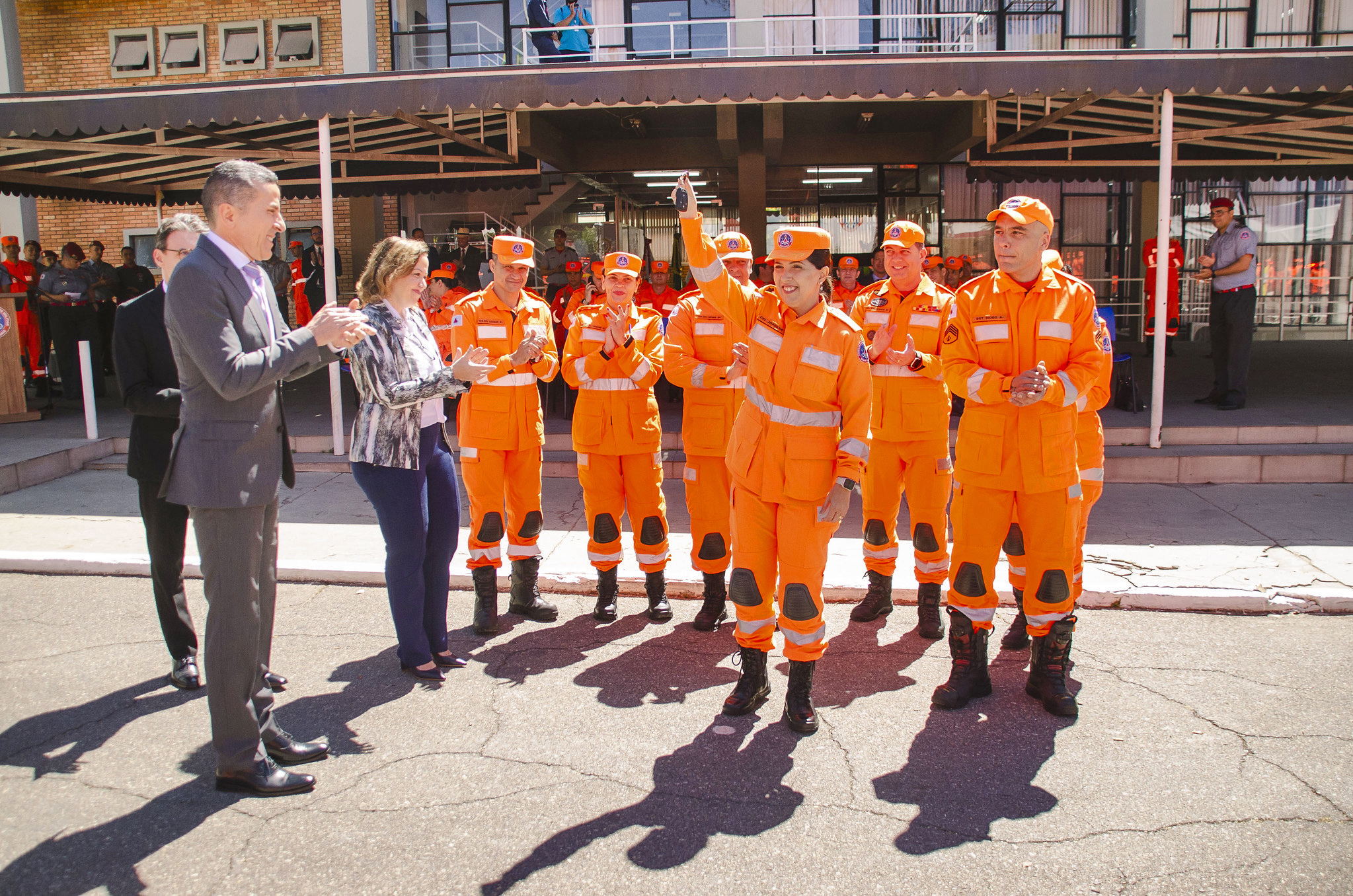 entrega viaturas CBMMG noticia1.jpg