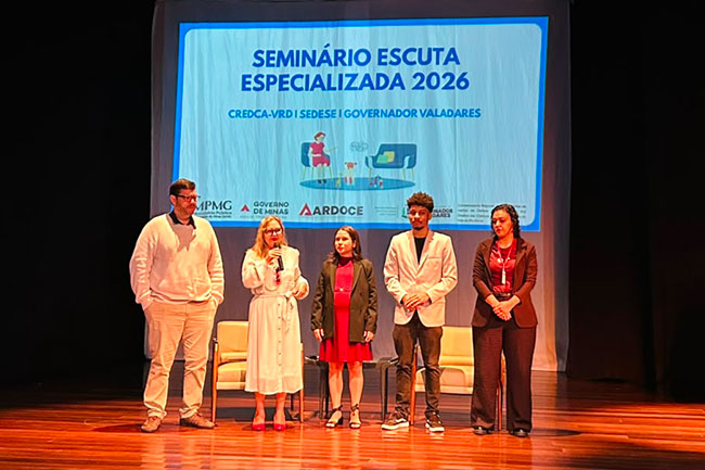 Seminario-Escuta-Especializada_NOTICIA03.jpg