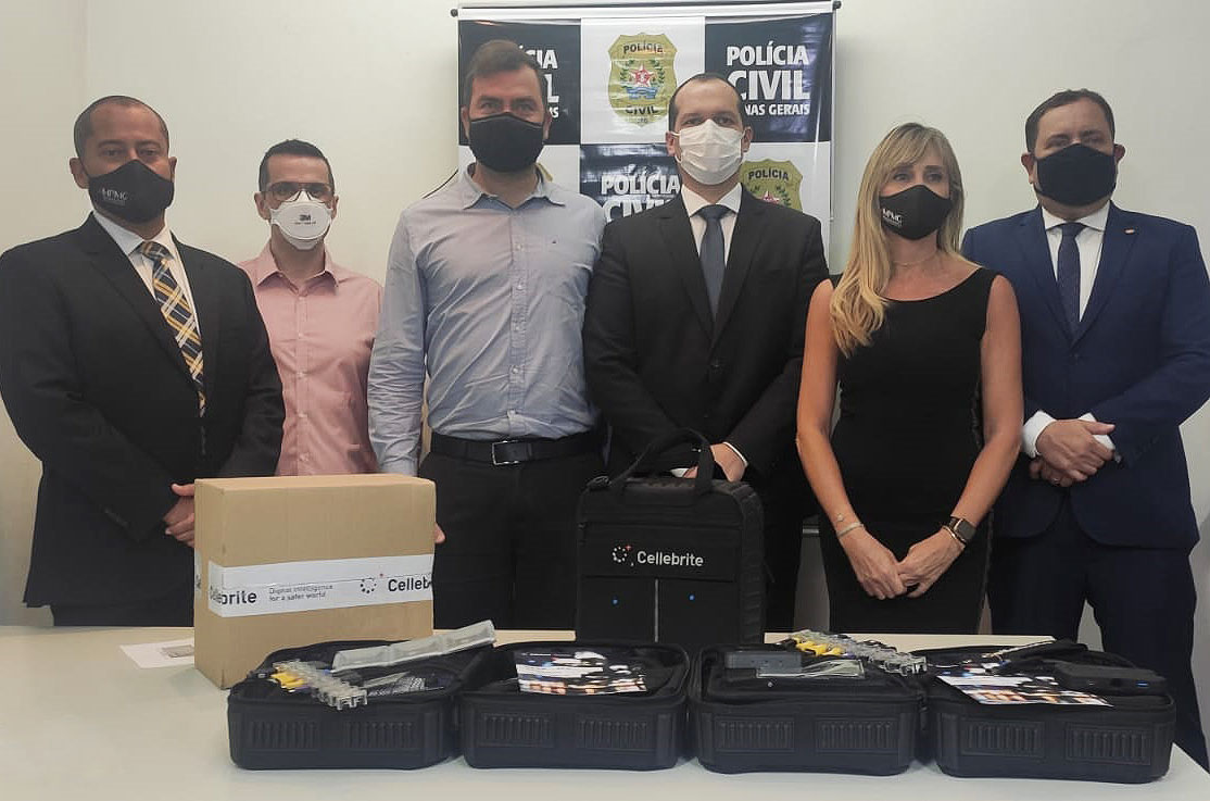 NOTICIA03-entrega equipamentos funemp pcmg.jpg