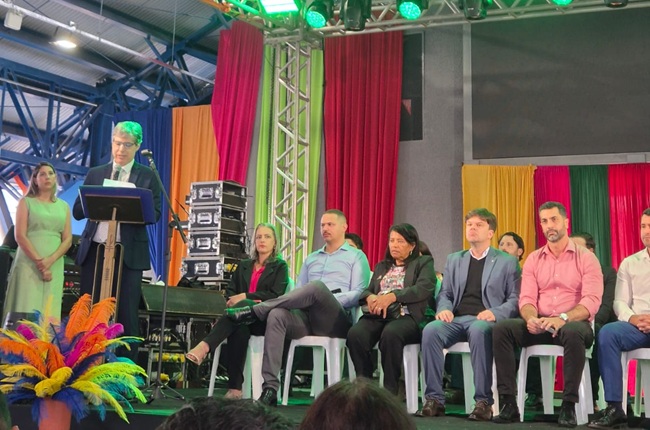 Pequi - inauguracao praca.jpeg