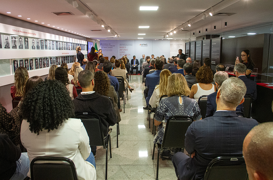 Inauguracao foto galeria corregdores-gerais MPMG 3.jpg.jpeg