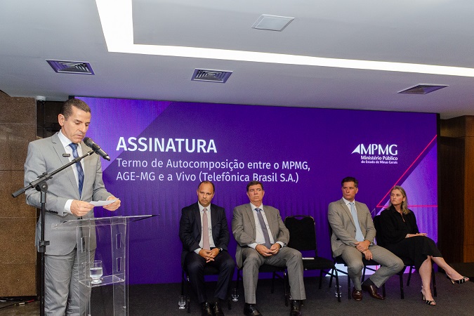 BH - assinatura acordo Vivo _5_.jpeg