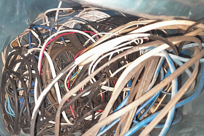 operacao cabos eletricos.jpg