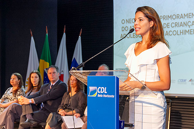 NOTICIA02_seminario_crianca_adolescentes_caodcaEric_Bezerra_IMG_2619.jpg