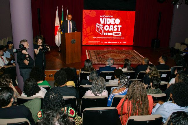 NOTICIA_lancamento_videocast_sobretons_DSC_3189.jpg