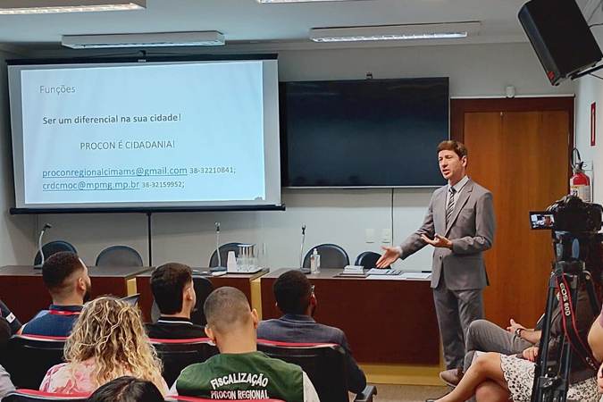 Montes Claros - curso fiscais noticia.jpg