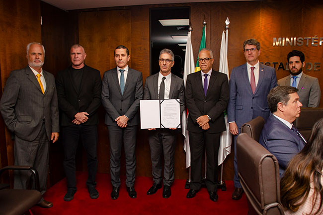 ass_termo_autocomposicao_NOTICIA_DSC_9209.jpg