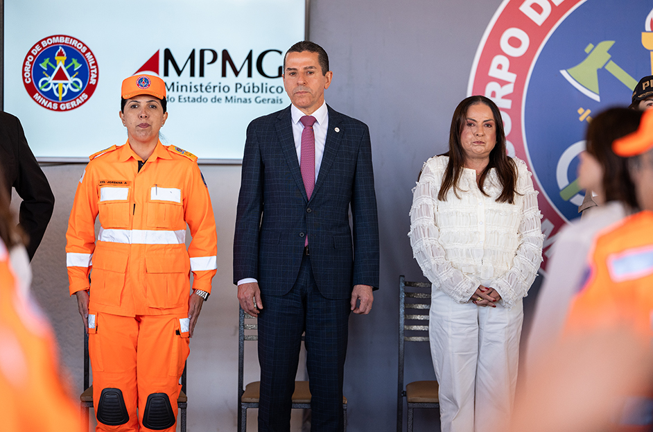Entrega viaturas CBM Patos de Minas 5.jpg