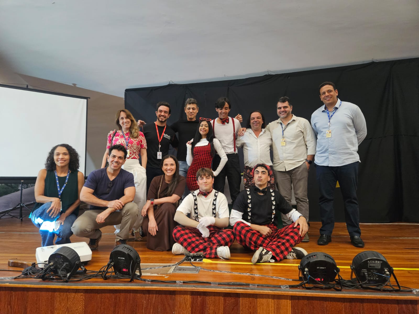 teatro capa.jpeg