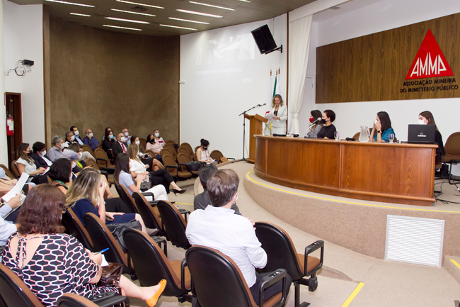 NOTICIA03_reuniao_caots_fundacoes-direito_privadoEric_Bezerra_IMG_2689 _1_.jpg
