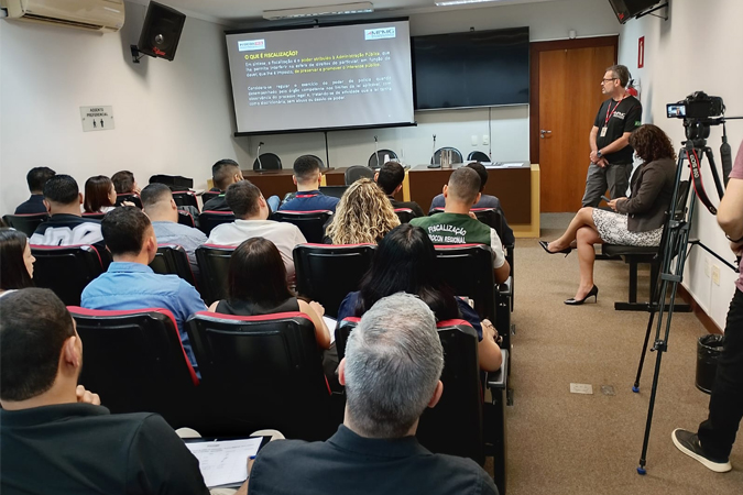 Montes Claros - curso fiscais noticia2.jpg